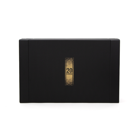 20 Strong: 20-Deck Travel Storage